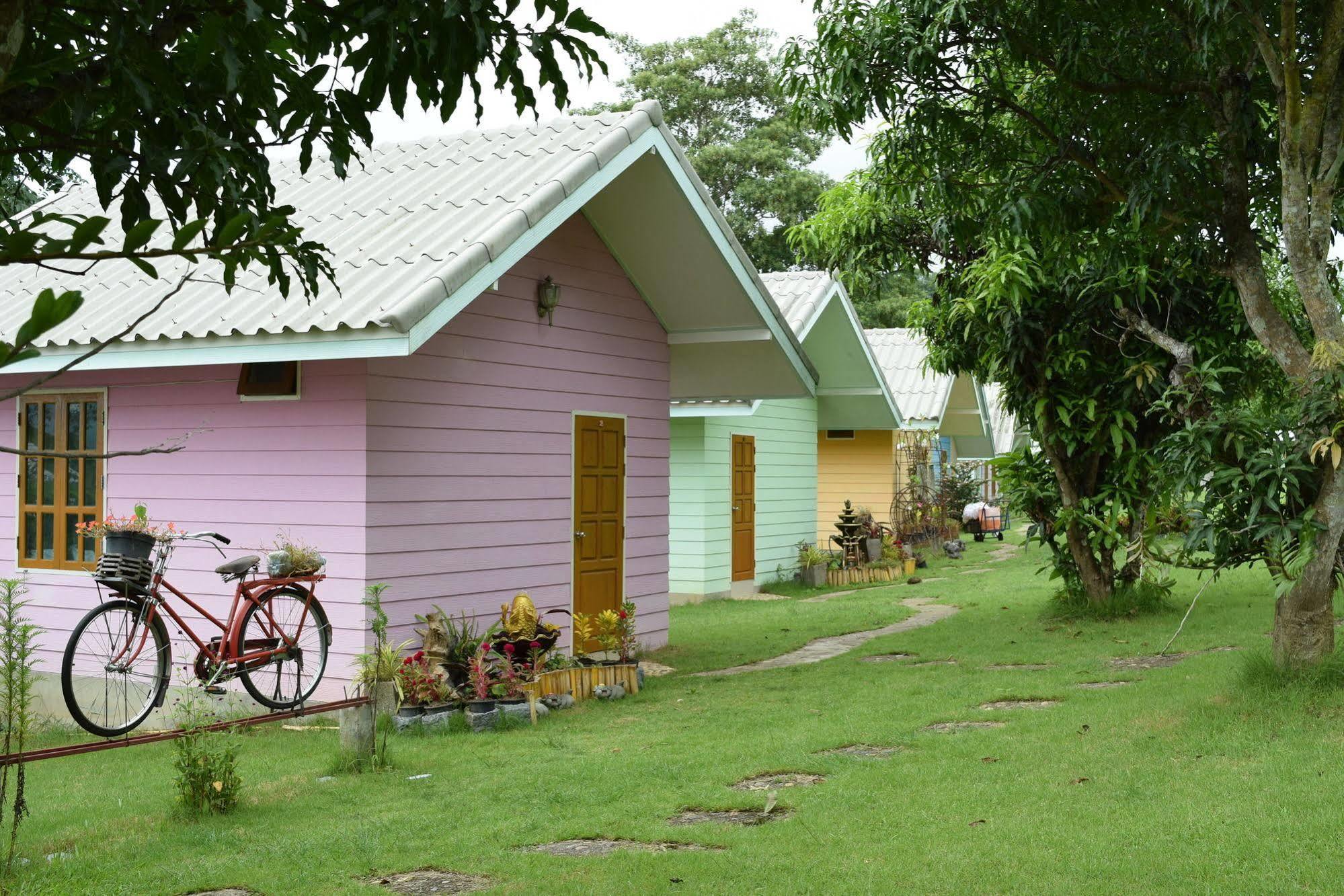 Pailaisi Resort Buitenkant foto