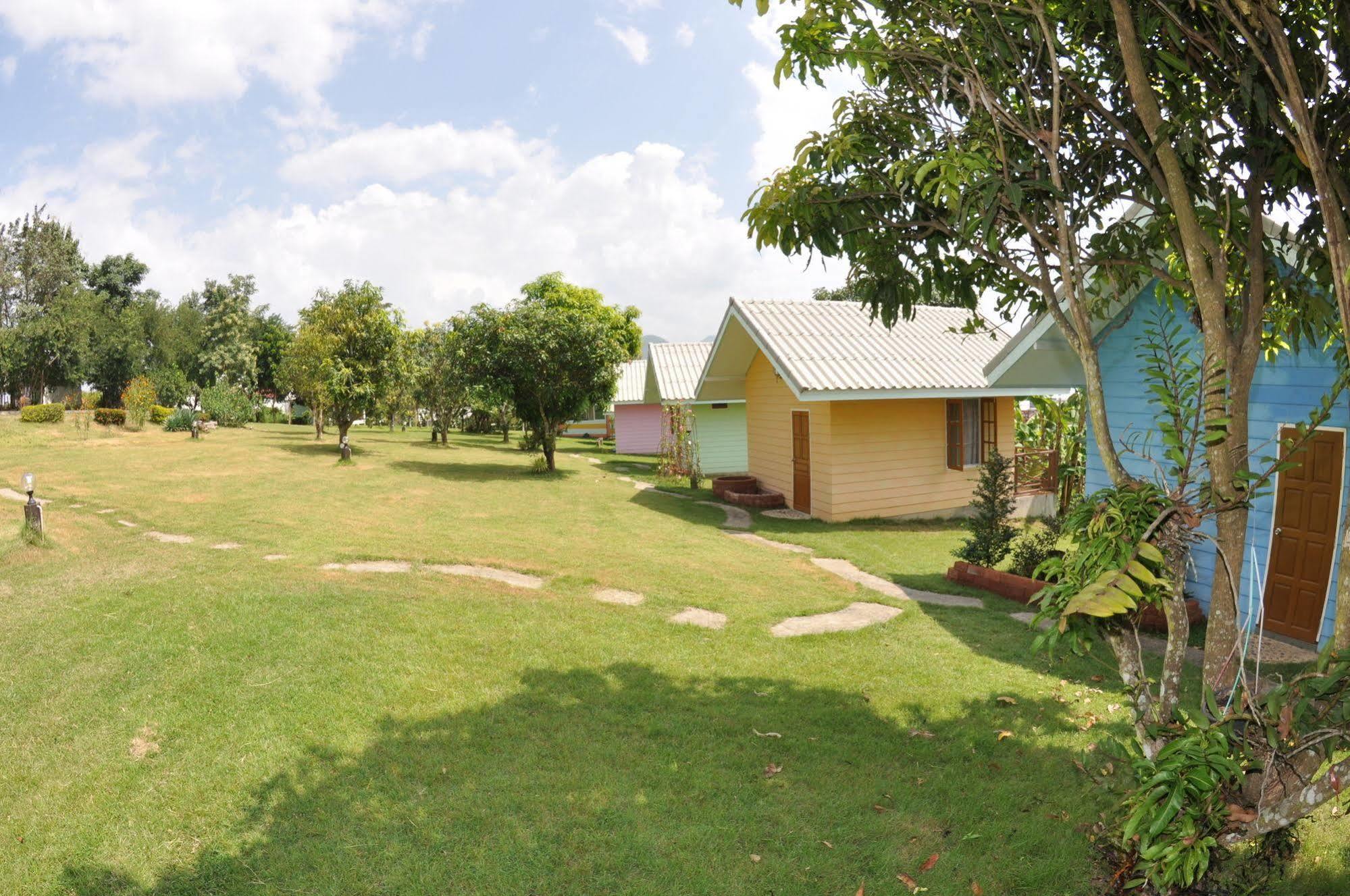 Pailaisi Resort Buitenkant foto